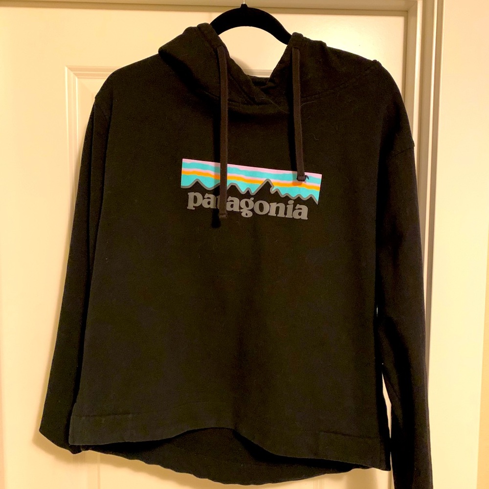 Black Patagonia Sweatshirt